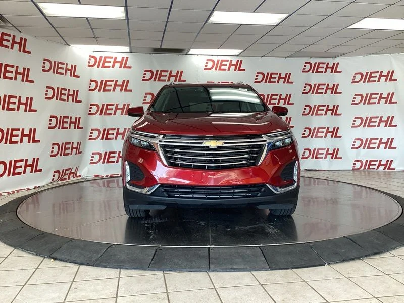 Used 2024 Red Chevrolet Premier image 2