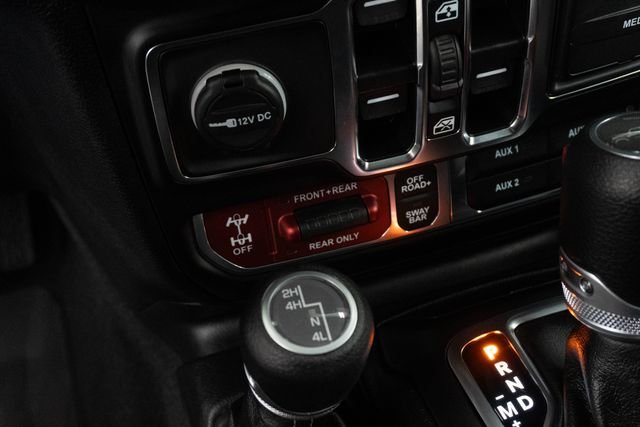 Used 2025 White Jeep Rubicon image 23