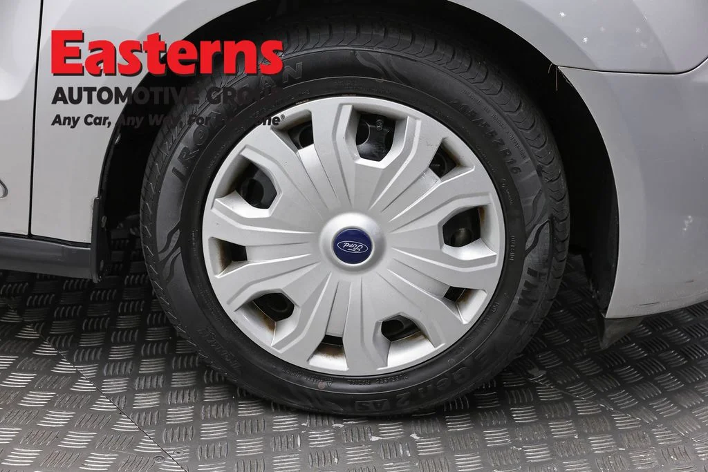 Used 2021 Silver Ford XLT image 29