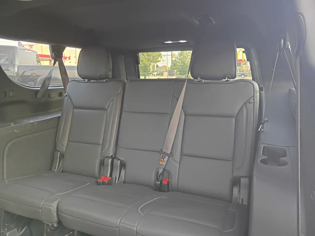 Used 2025 White GMC Denali image 24