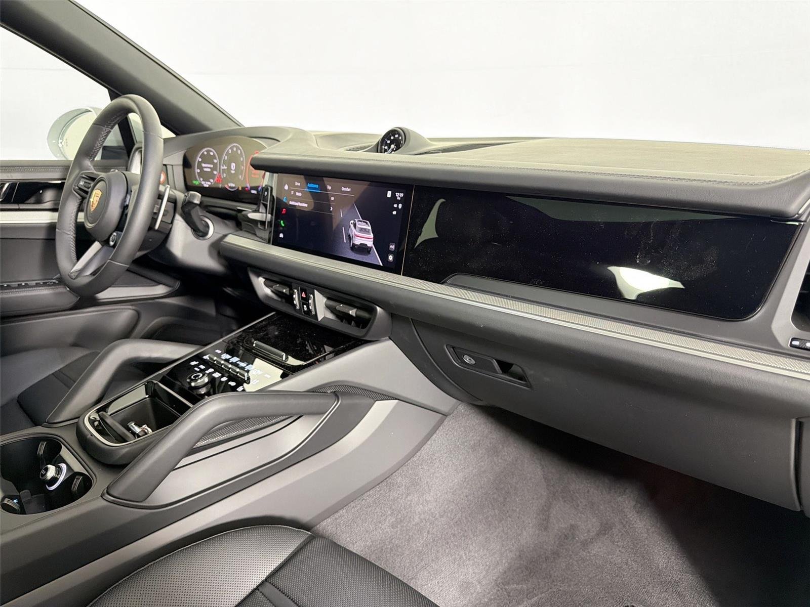 New 2026 Carrara White Metallic Porsche Coupe image 29