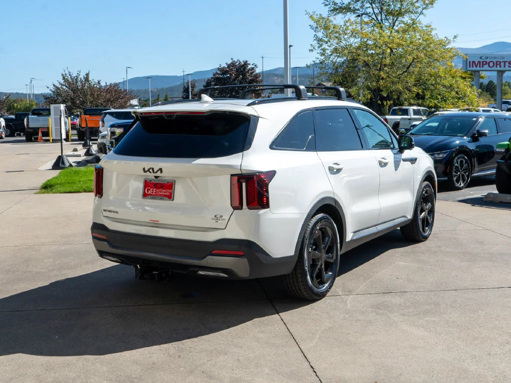 New 2026 White Kia X-Line SX Prestige image 7