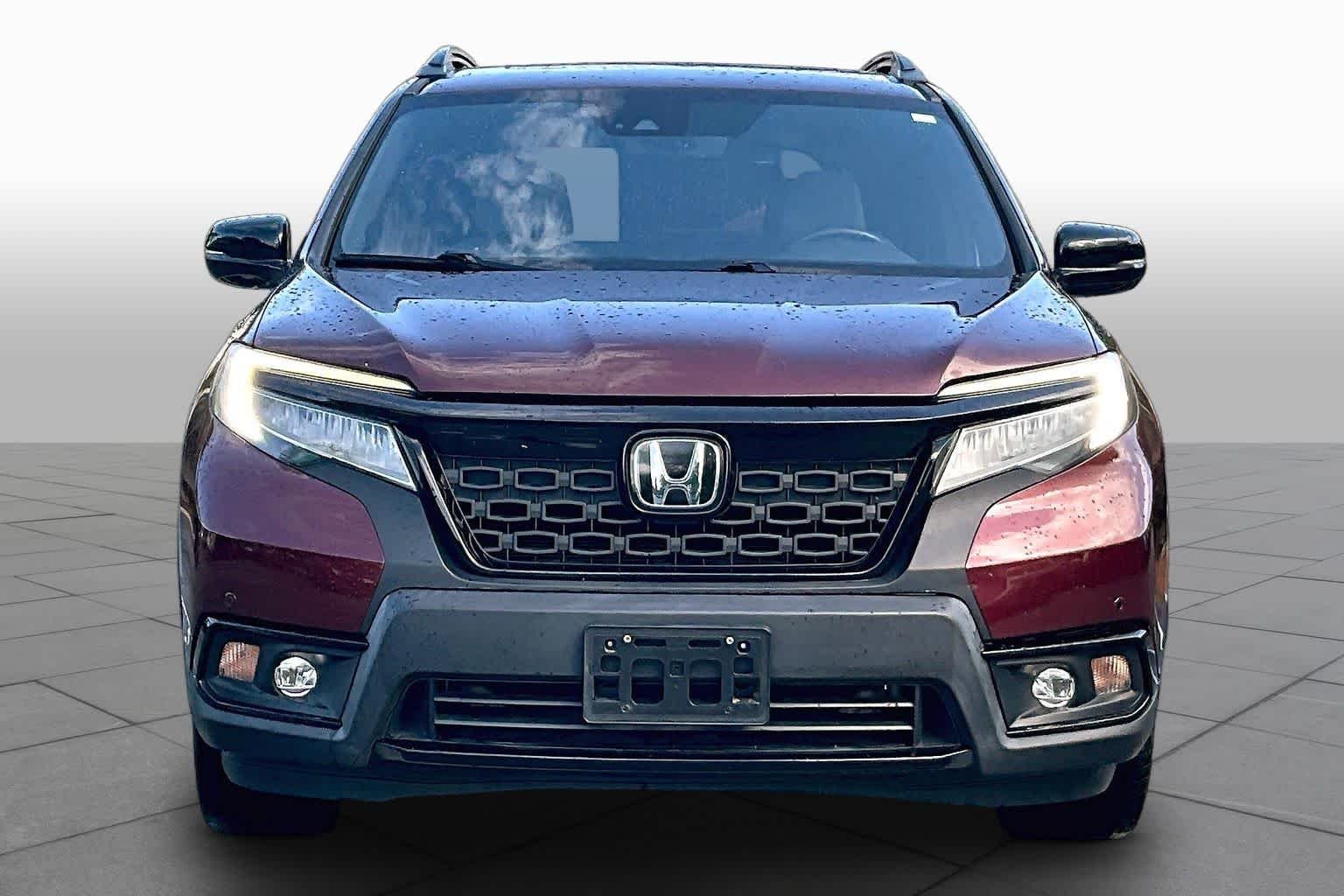 Used 2020 Deep Scarlet Pearl Honda Elite image 4