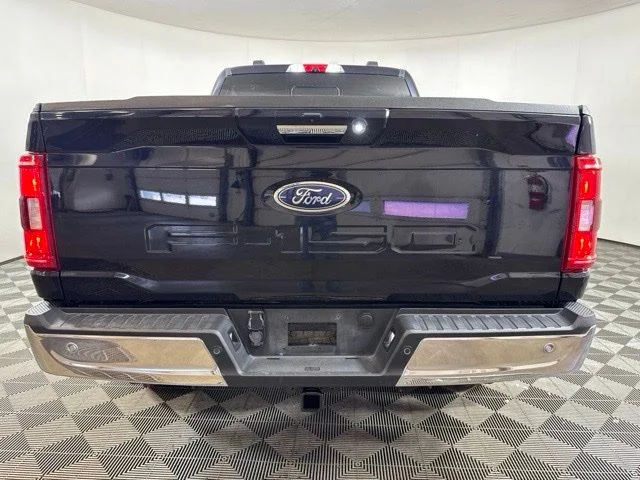 Certified Used 2021 Blue Metallic Ford XLT image 23