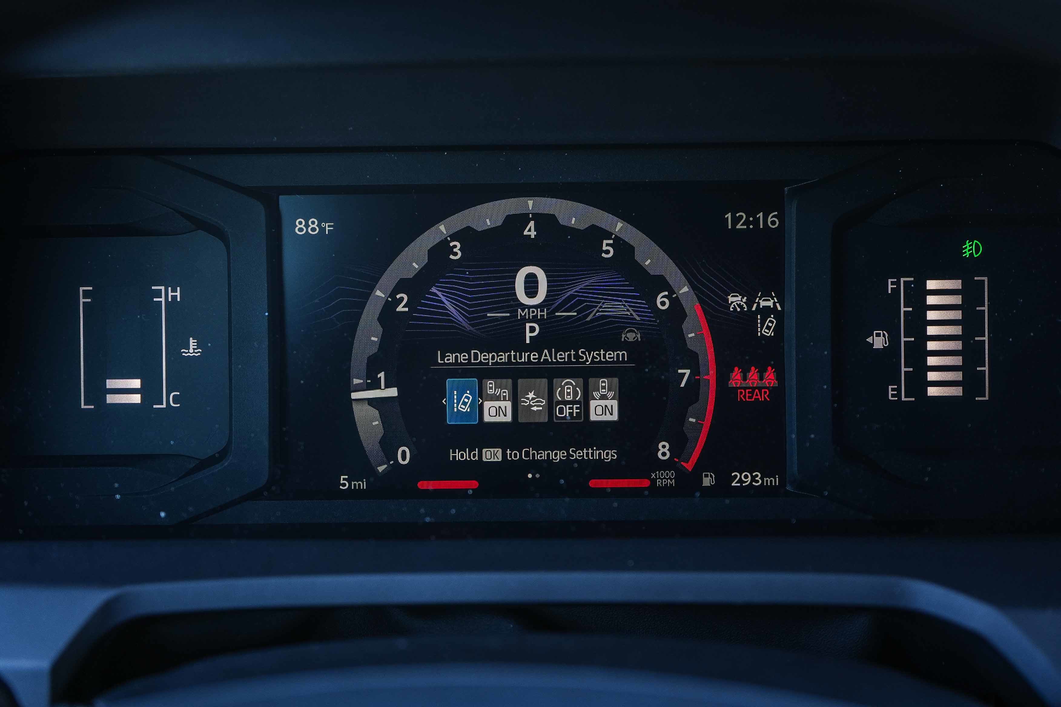 2026 Toyota Tacoma SR5 - Photo 23