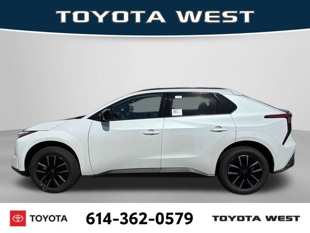 New 2026 Wind Chill Pearl Toyota XLE image 10
