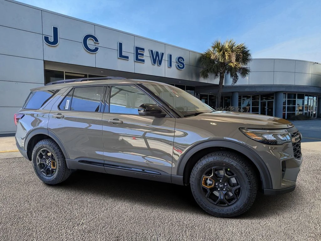2026 Ford Explorer Tremor 4WD's photo