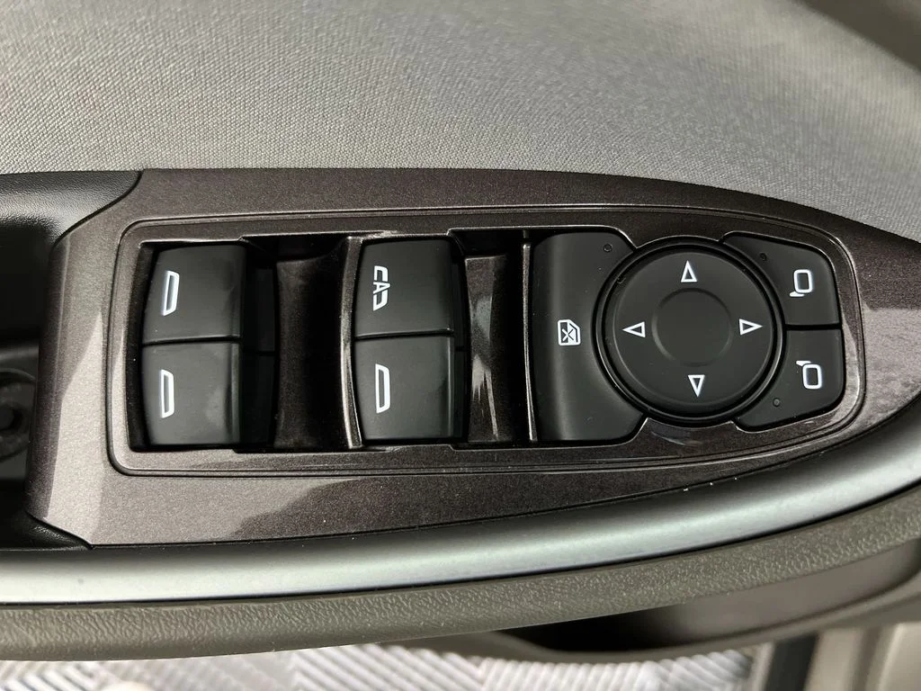 Used 2025 Gray Chevrolet LT image 15