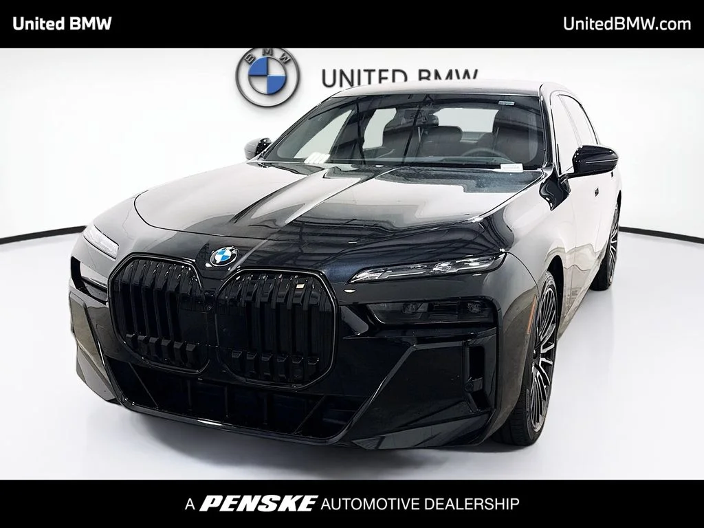 2026 BMW 7 Series 740i Sedan's photo
