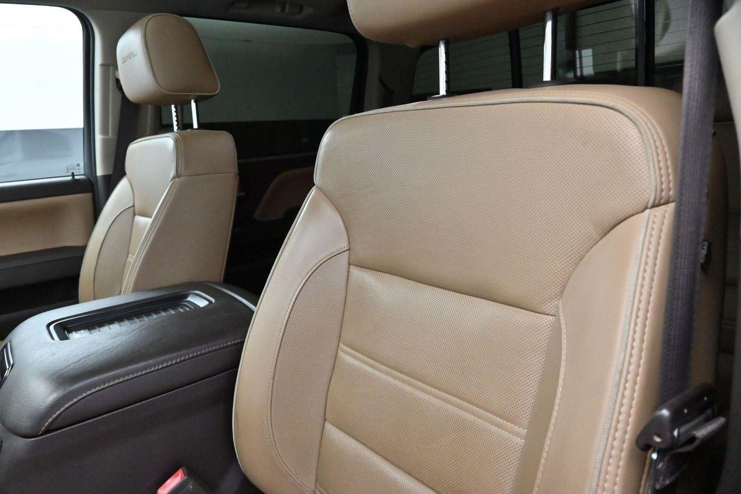 Used 2019 White Frost Tricoat GMC Denali image 14