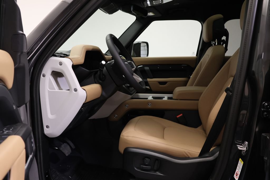 2026 Land Rover Defender X-Dynamic SE - Photo 30