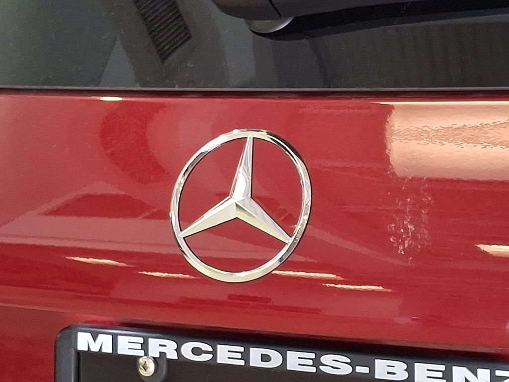 New 2026 MANUFAKTUR Patagonia Red Metallic Mercedes-Benz GLB 250 image 59