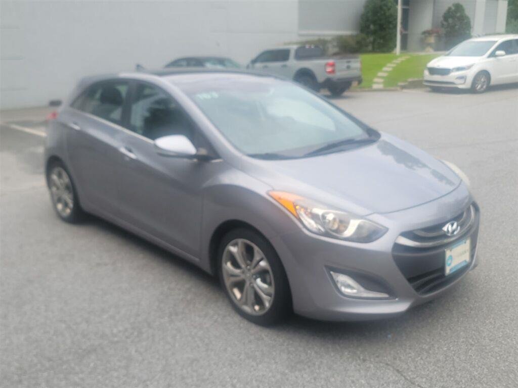 Used 2013 Shimmering Silver Hyundai w/Blue Int image 1