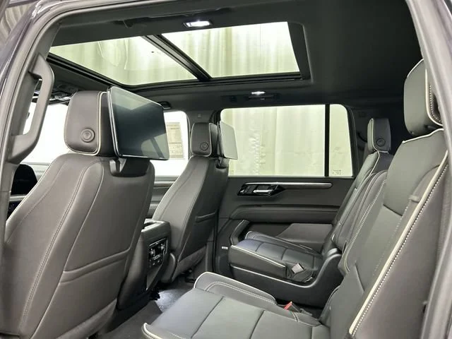 New 2026 Dark Ash Metallic Chevrolet Premier image 24