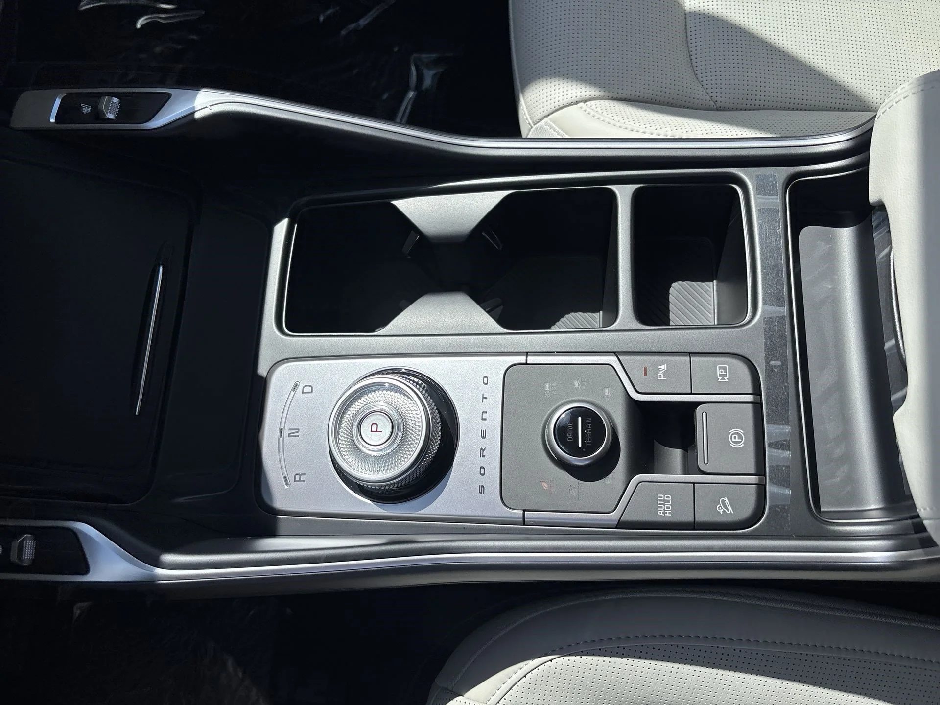 New 2026 Snow White Pearl Kia EX image 20