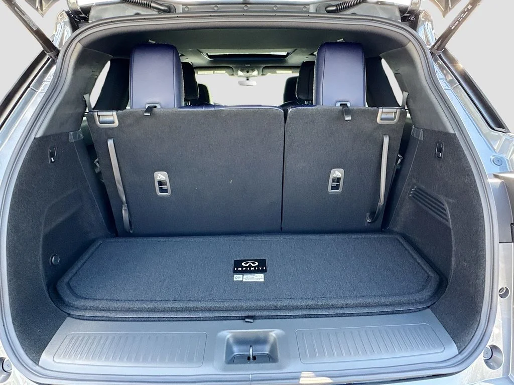 Certified Used 2026 Gray INFINITI SPORT image 28