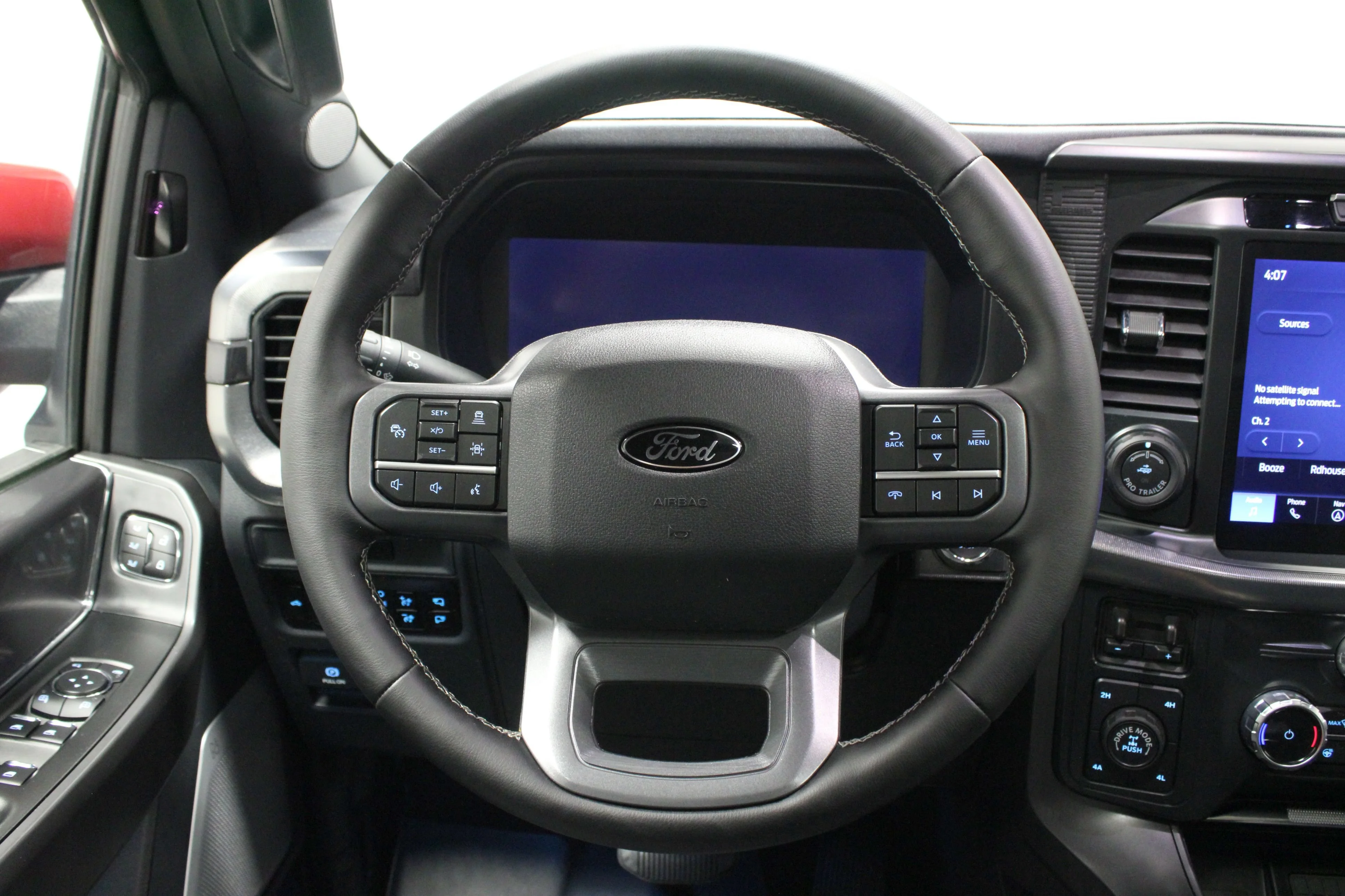 Used 2025 Rapid Red Metallic Tinted Clearcoat Ford LARIAT image 25