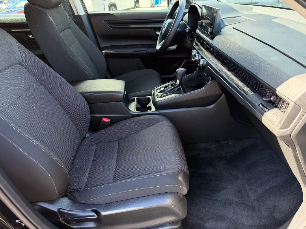 Used 2024  Honda LX image 16