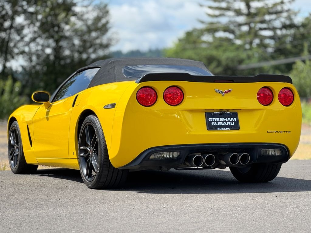 Used 2008 Velocity Yellow Tintcoat Chevrolet Base image 4