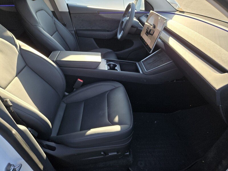 Used 2026 Pearl White Multi-Coat TESLA PREMIUM RWD image 3