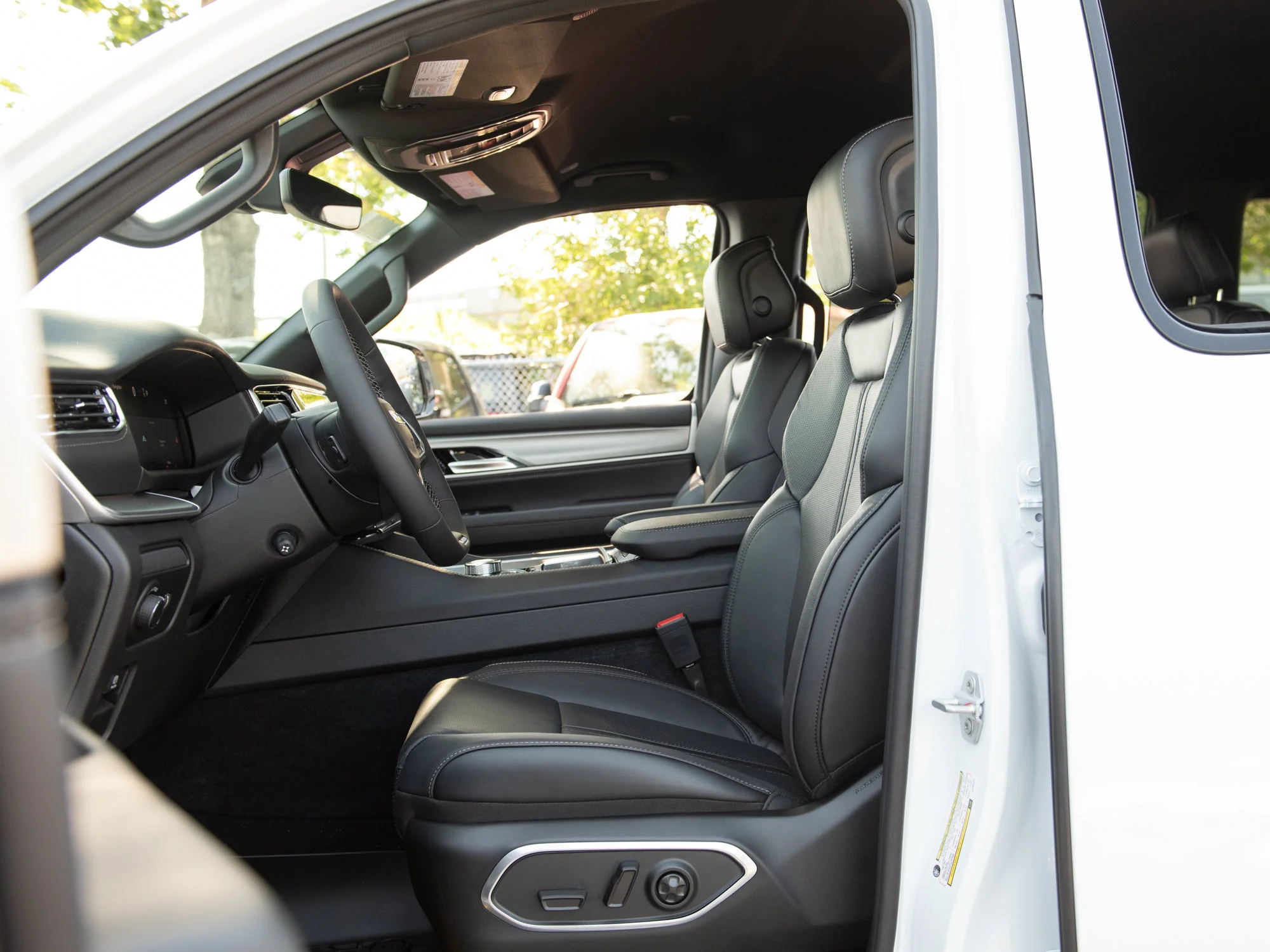 New 2026 White Jeep Limited Altitude* image 24