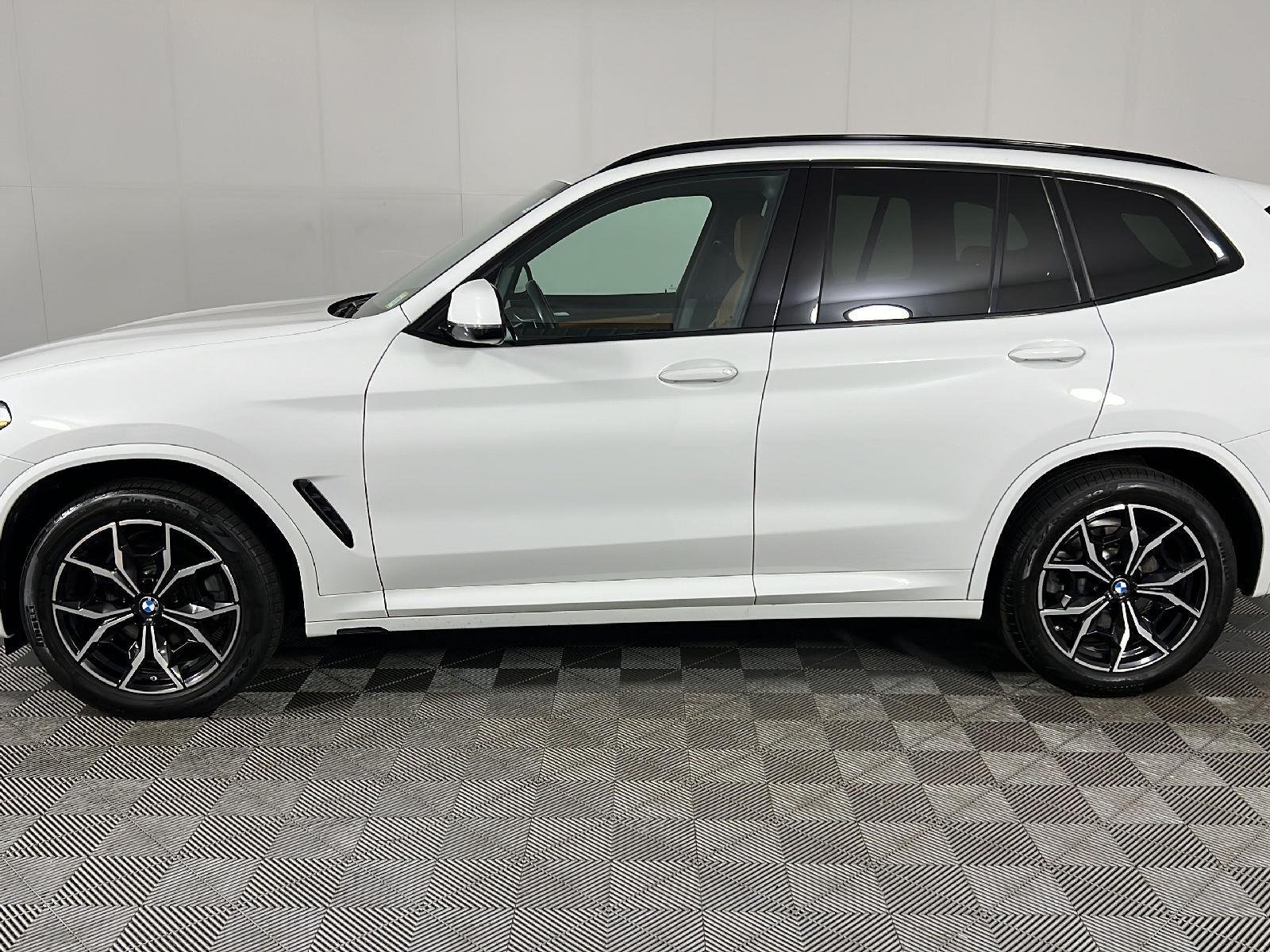 Used 2023 Alpine White BMW xDrive30i image 47