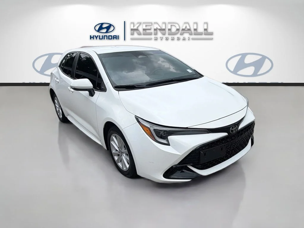 2023 Toyota Corolla Hatchback SE