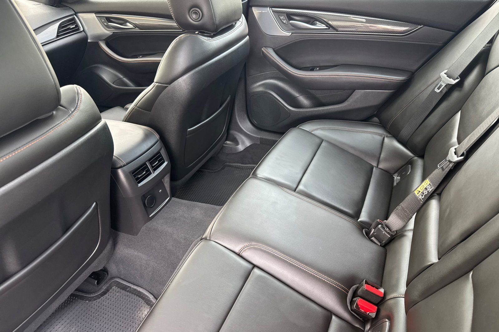 Used 2023 White Cadillac Sport image 13