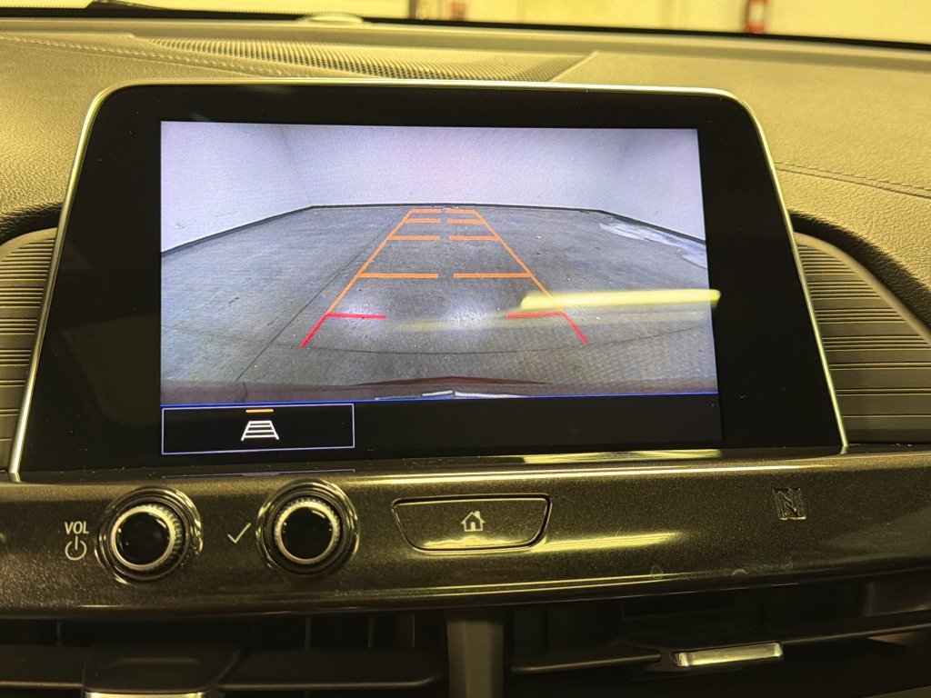 Used 2021 Red Cadillac Sport image 36