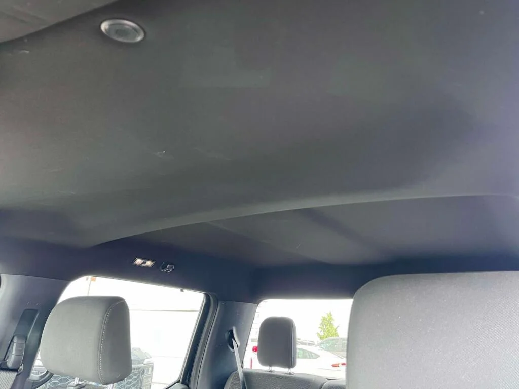 Used 2023 Agate Black Metallic Ford XLT image 6