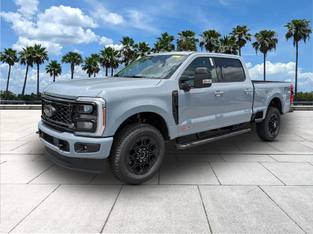 New 2026 Glacier Gray Metallic Tri-Coat Ford F-250® Lariat® image 3