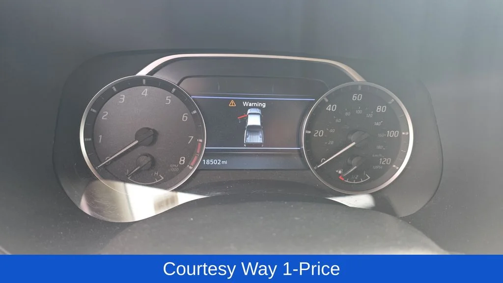 Used 2024 Gray Nissan SV image 13