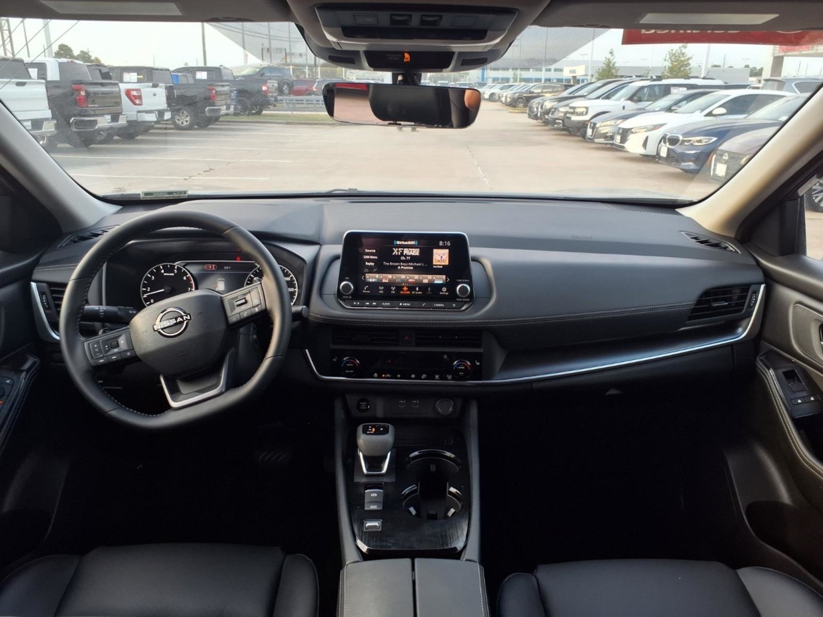 2026 Nissan Rogue photo 16 of 28