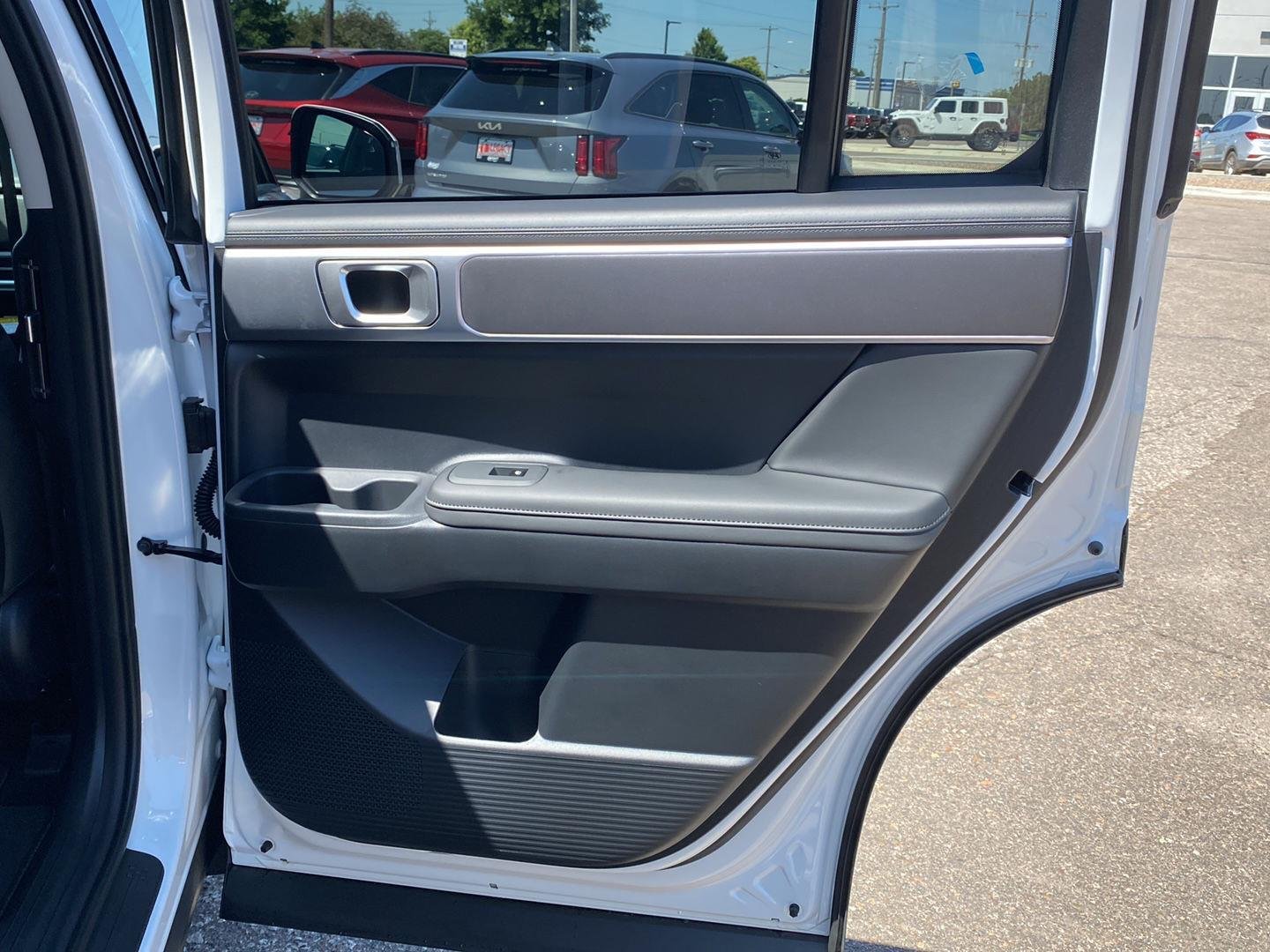 New 2026 Serenity White Hyundai SEL AWD image 19