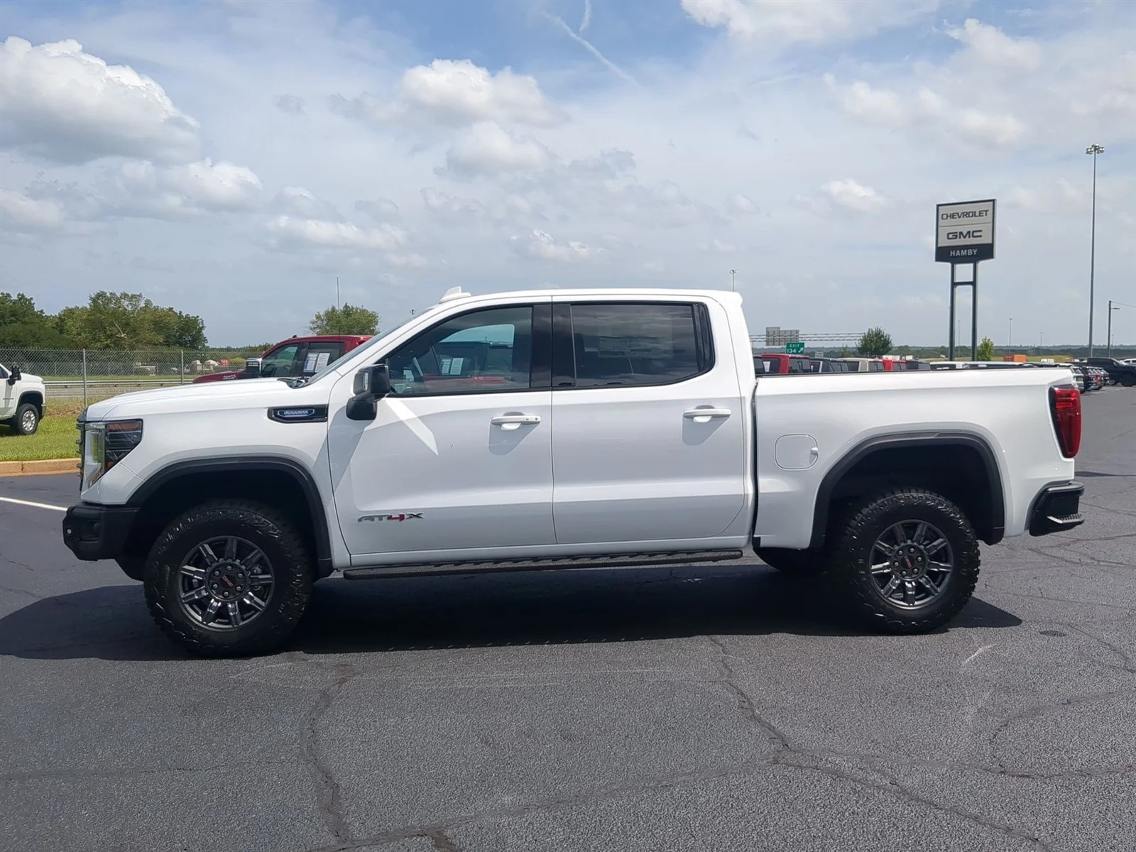 New 2026 Summit White GMC AT4X image 29