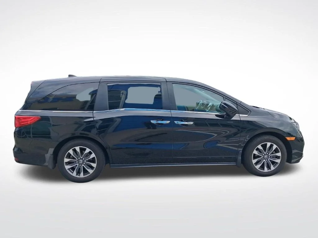 Used 2024  Honda EX-L image 4