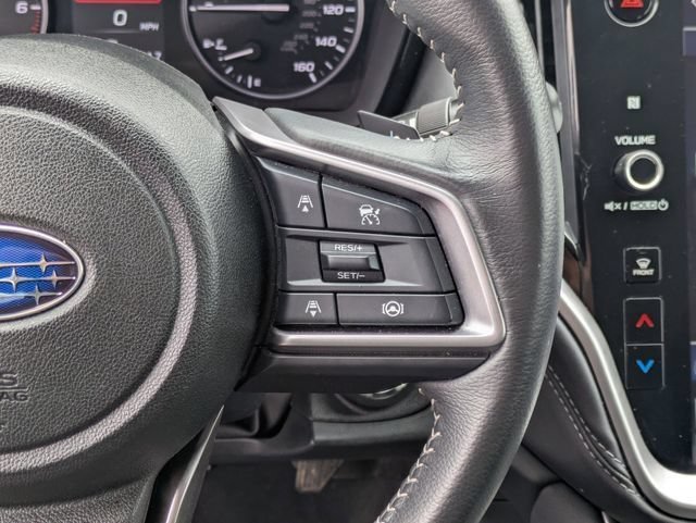 Used 2025 Crystal Black Silica Subaru Premium image 18
