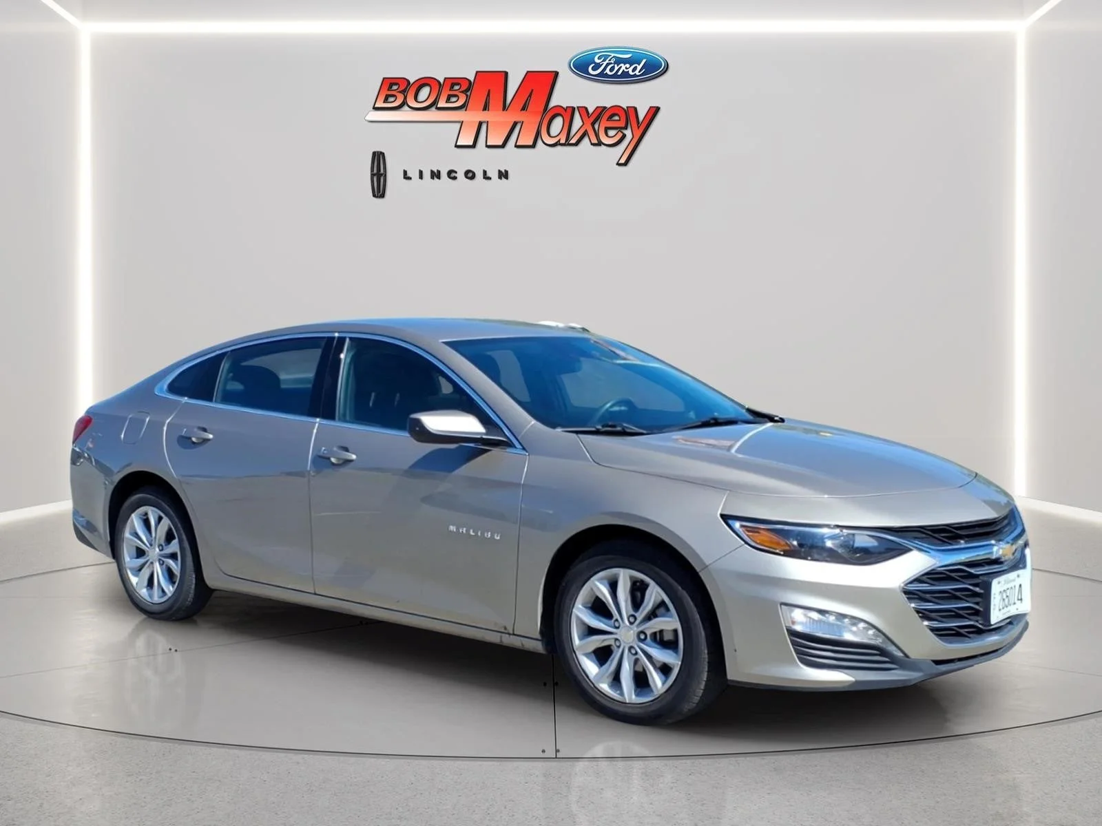 Used 2024 Mineral Gray Metallic Chevrolet LT 1LT image 3
