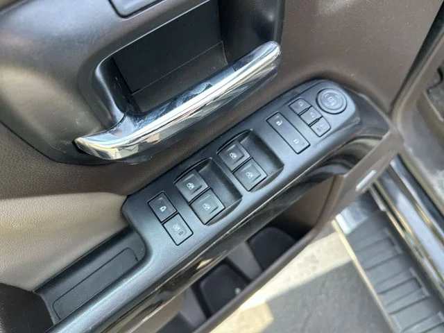 Used 2015 Black GMC Denali image 17