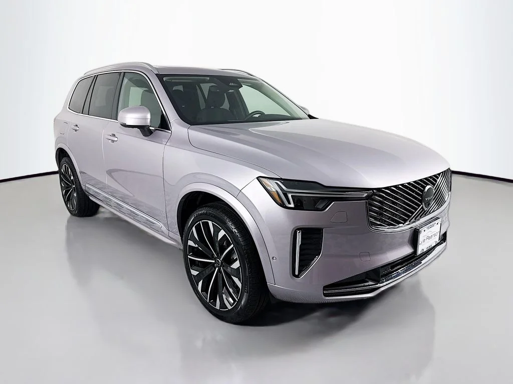 2026 Volvo XC90 Plus - Photo 7