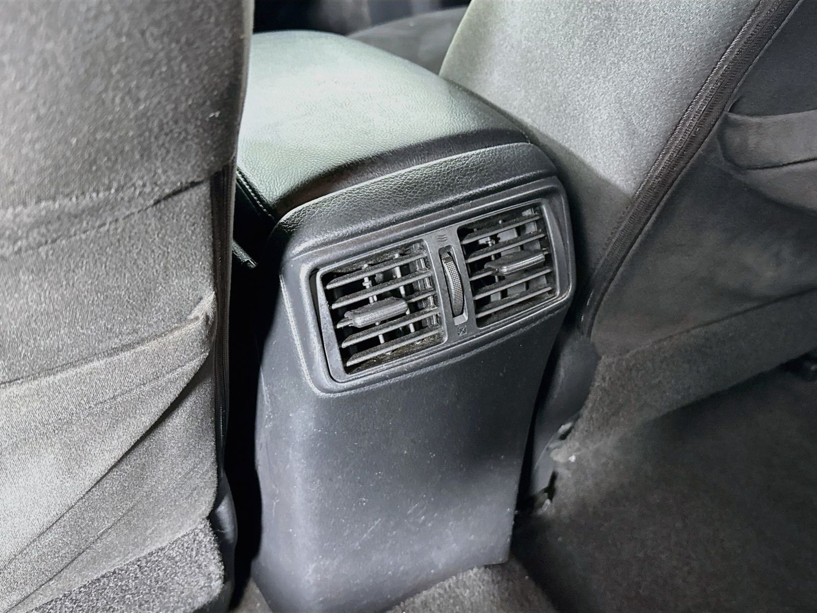 Used 2015 Gun Metallic Nissan S image 20
