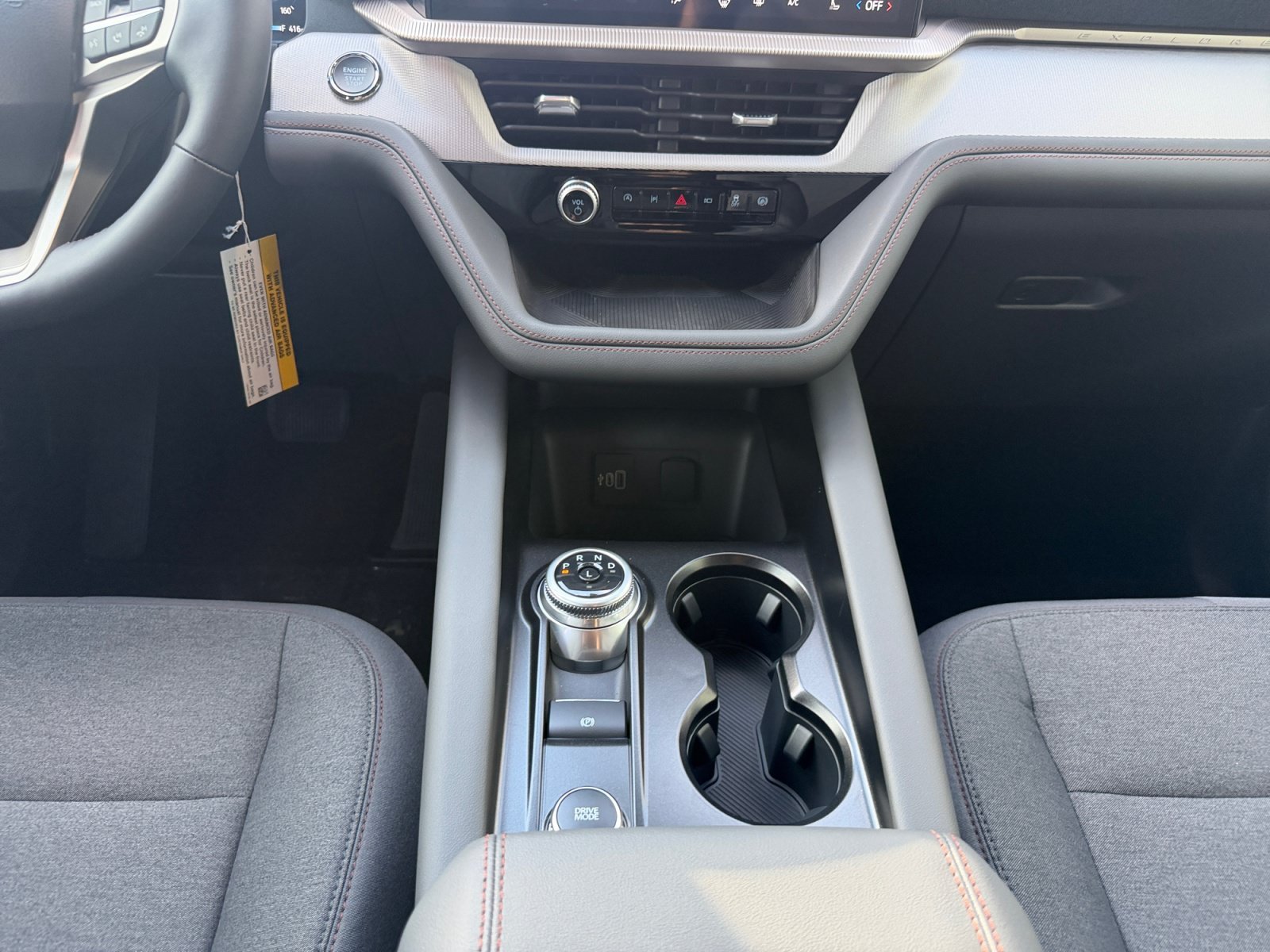 New 2027 Star White Metallic Tri-Coat Ford Active image 12