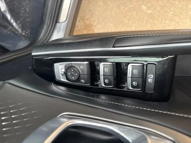 Used 2021 Gray Kia SX image 11