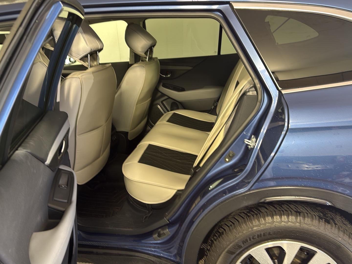 Used 2021  Subaru Premium image 12