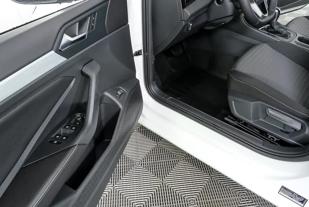 New 2026 Pure White Volkswagen S image 7
