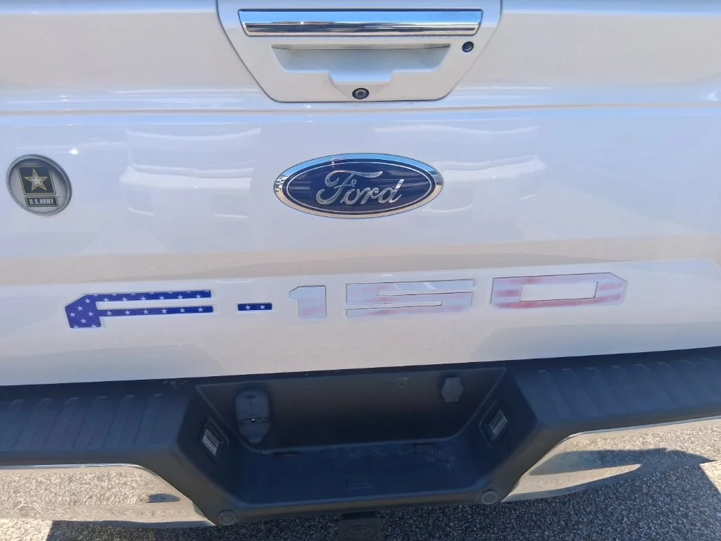 Used 2018 White Ford Lariat image 7