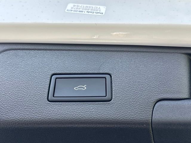 New 2026 Opal White Pearl Volkswagen SEL R-Line Black image 16
