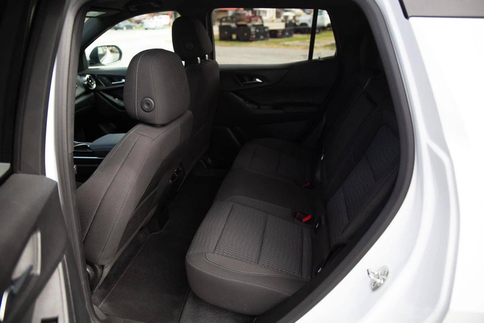 2025 Chevrolet Equinox LT - Photo 21