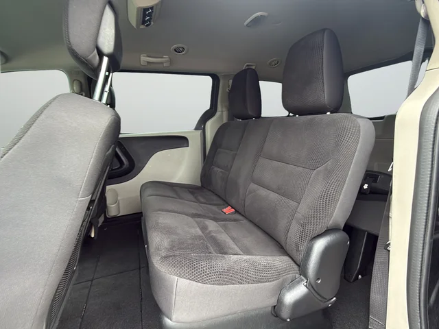 Used 2019 Gray Dodge SE image 26