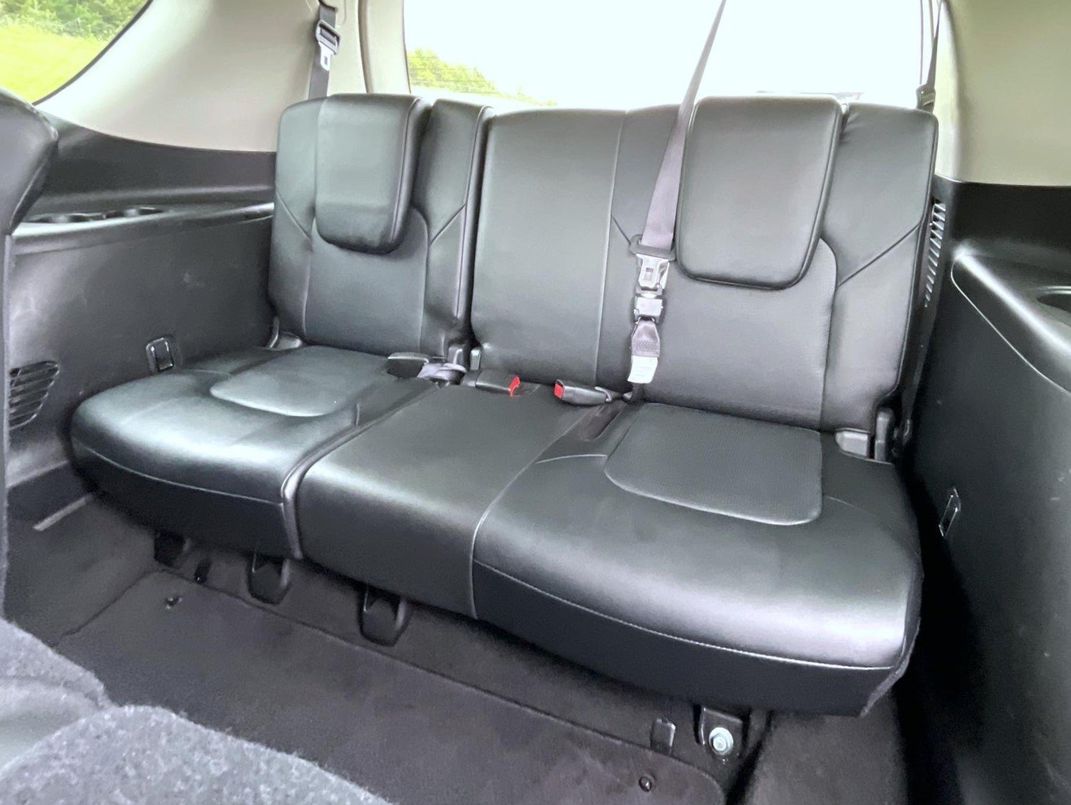 Used 2017 Gun Metallic Nissan Platinum image 21